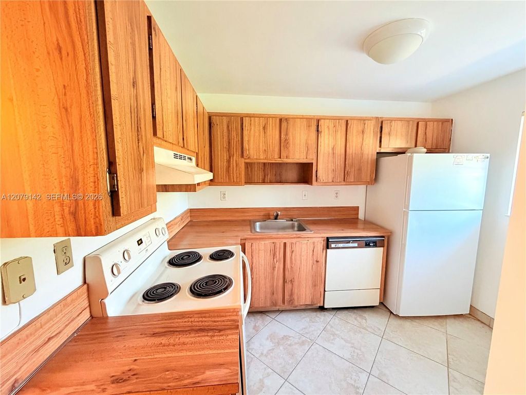 107 Gardens Dr APT 106, photo 7