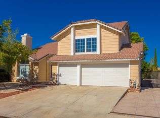 39729 Dover Dr, Palmdale, CA 93551