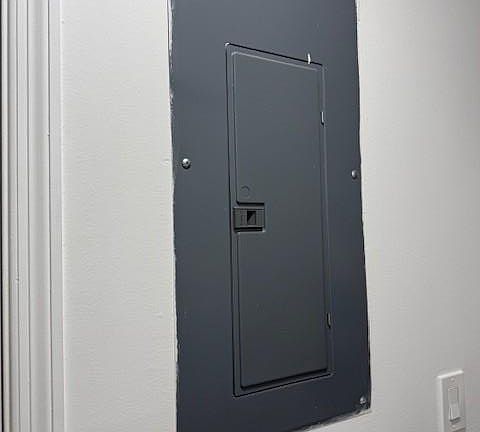 4th image of 79 Fisher Ave APT 3