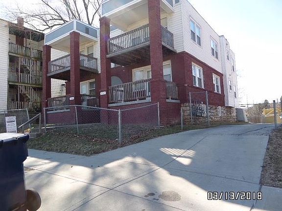 2nd image of 2936 Flora Ave