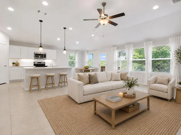 8017 Flintlock Cir, Lago Vista, TX 78645
