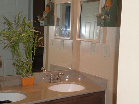 4th image of 6991 Dublin Village Dr