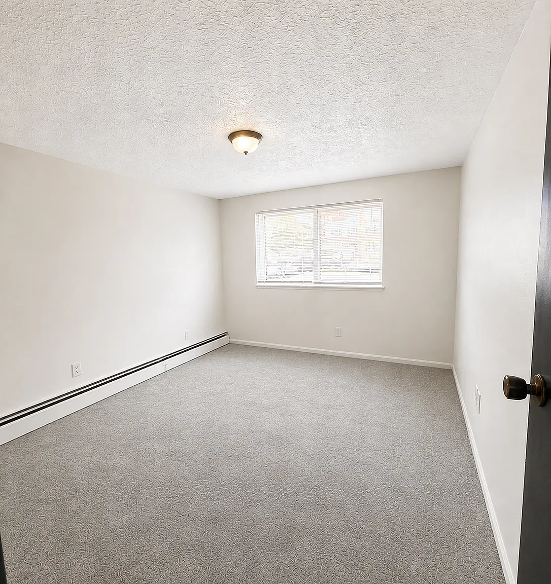 2 bed, 850 sqft, $1,095 — Photo 2