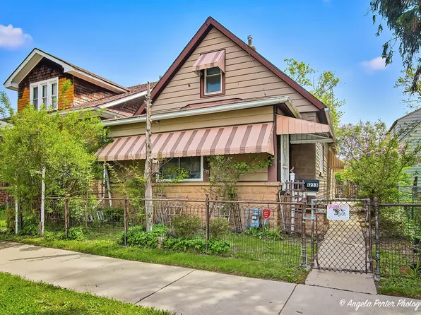 1233 Park Ave, North Chicago, IL 60064