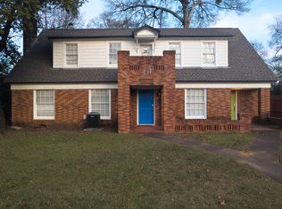 1222 Raguet St APT 2, Nacogdoches, TX 75961