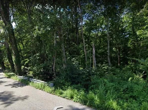 117 North St, Grafton, MA 01519