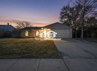 5405 Ragan Dr, Lewisville, TX 75056