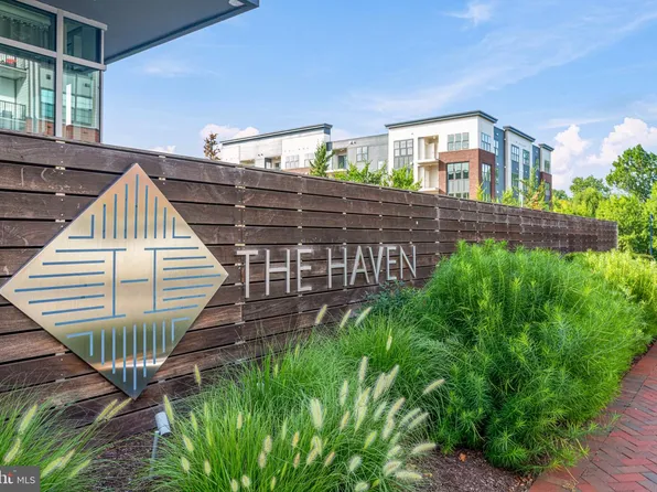 145 Riverhaven Dr #208, National Harbor, MD 20745