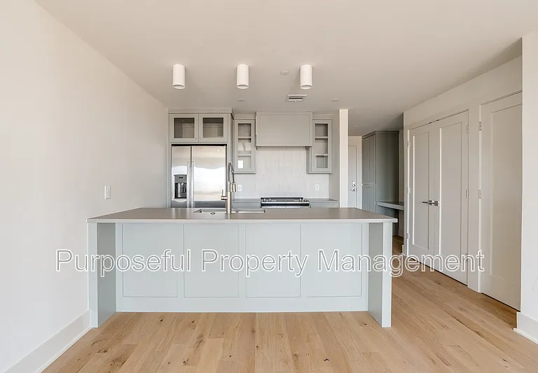 934 Hangar Dr #6 — Photo 11