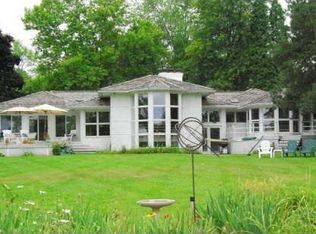 3265 Bay Shore Dr, Orchard Lake, MI