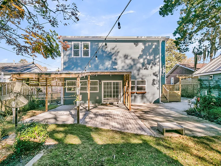 1187 Marquis Rd — Photo 48