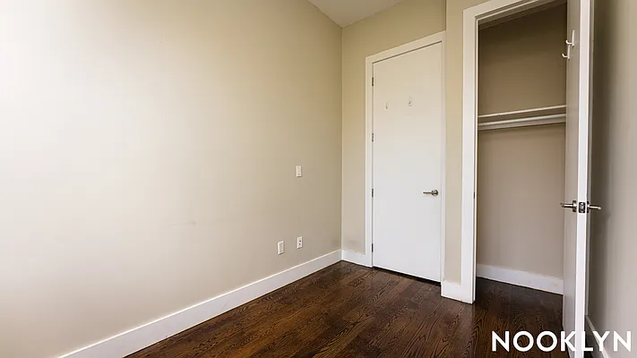 Rented by Nooklyn NYC LLC | media 13
