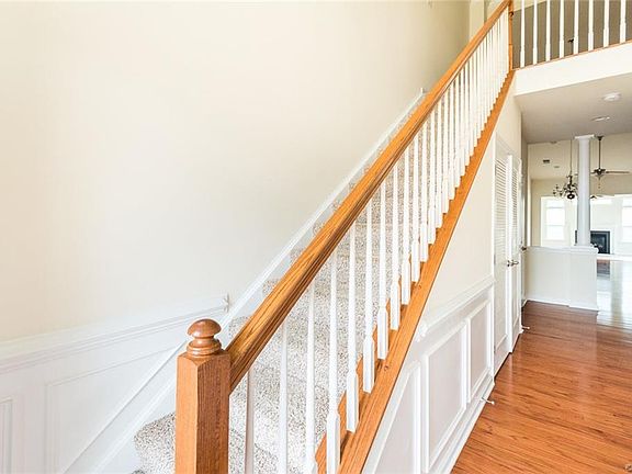 3rd image of 3104 Abruzzo Pl