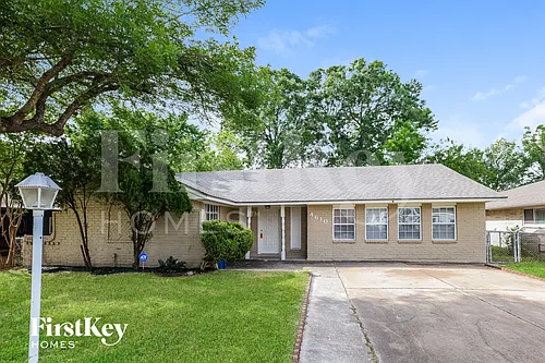 4610 Anice St Photo 1