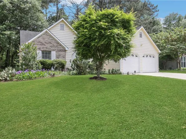 3001 Garland Dr SW, Marietta, GA 30008