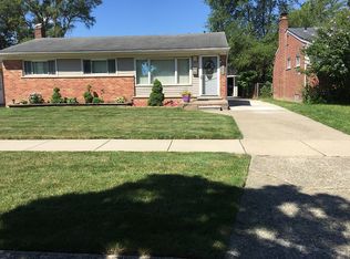 18347 Lexington, Redford, MI 48240