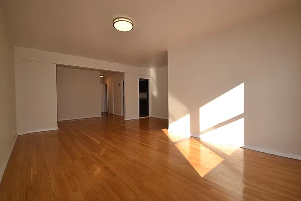 Rented by Silverstein Collection LLC  | media 4