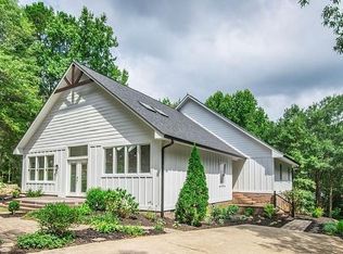 669 Batesville Rd, Greer, SC 29651