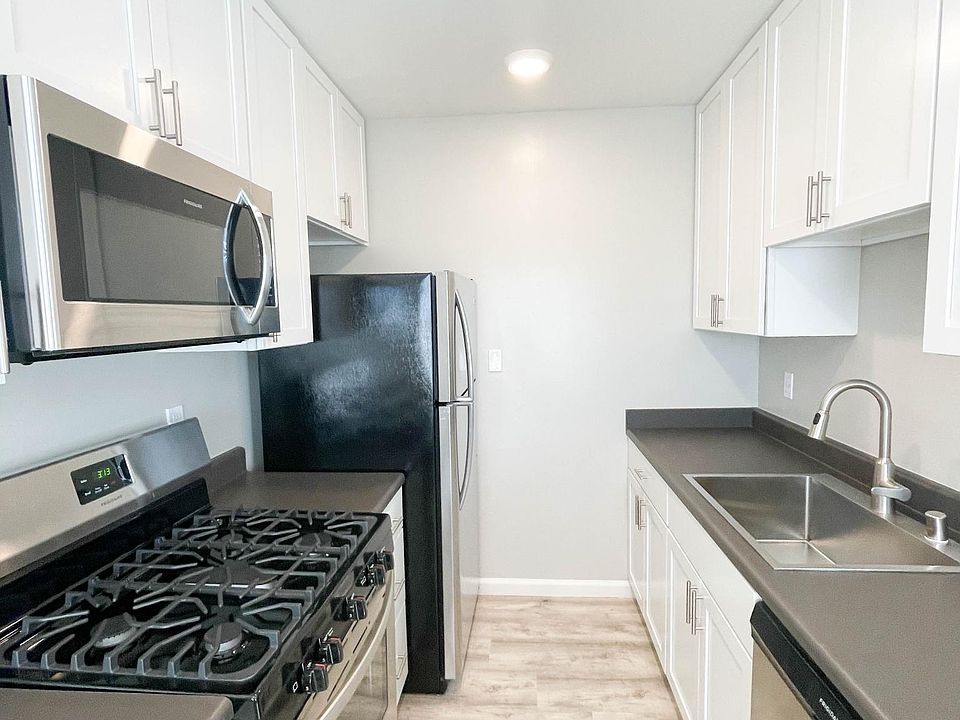 1st image of 4115 37th St