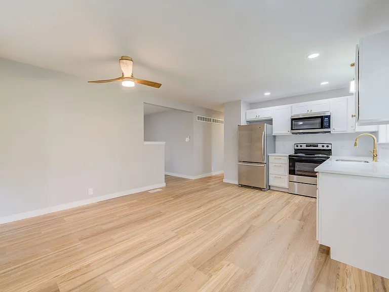 2303 Ida Dr — Photo 9