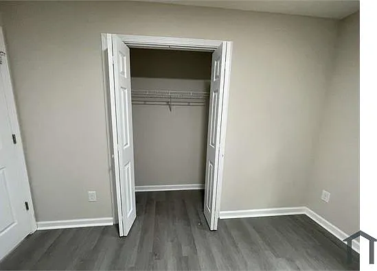 1617 N Main St — Photo 28