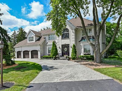 540 Ridgemoor Dr, Willowbrook, IL, 60527