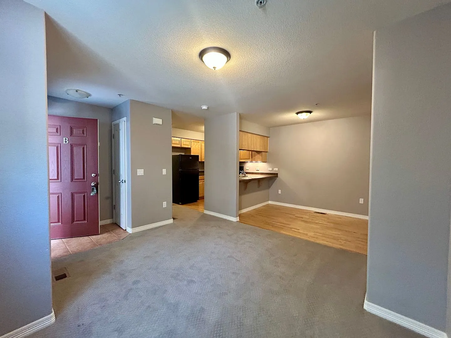Beautiful End-Unit in North Boulder's Desirable Dakota Ridge Steps from Trails, Bike Paths, and M... — Photo 2