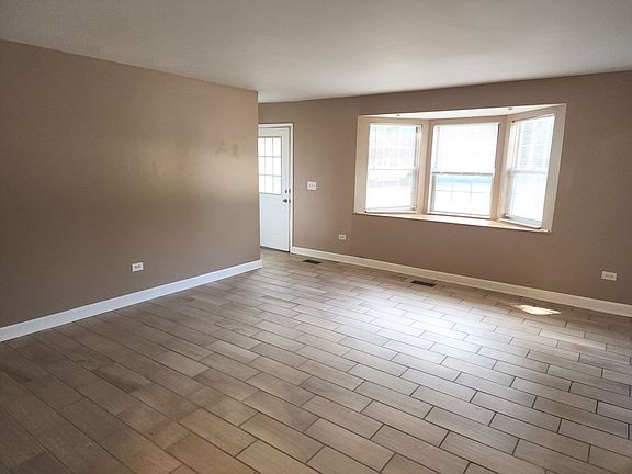 5th image of 624 N Lake Shore Dr #624