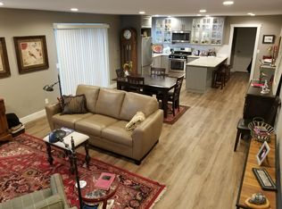 705 34th St, Anacortes, WA 98221