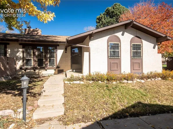 412 Valley Hi Cir APT A, Colorado Springs, CO 80910