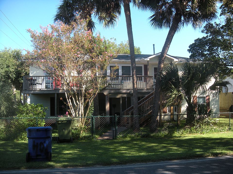 1st image of 402 E Ashley Ave