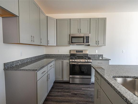 2nd image of 885 Iron Ln #53
