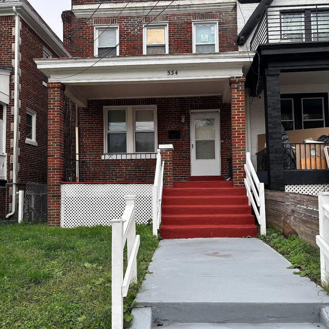 5 bed, 2.5 bath, 2016 sqft, $6,500 — Photo 1
