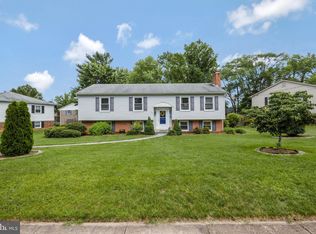 5813 Shalott Ct, Alexandria, VA 22310