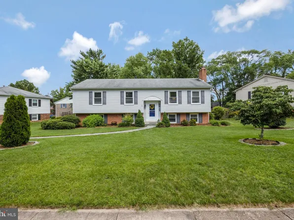 5813 Shalott Ct, Alexandria, VA 22310