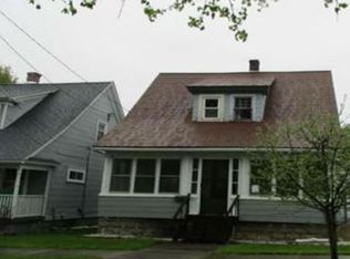 39 Orchard St, Canajoharie, NY 13317