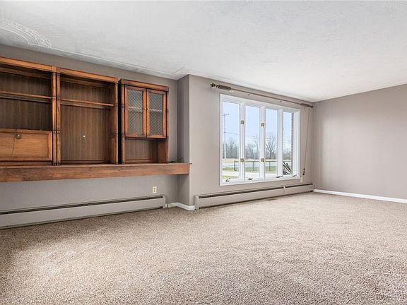 4th image of 2918 N Madison Ave