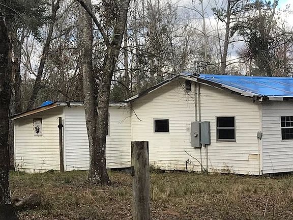 4th image of 27360 Mercer Ln NE