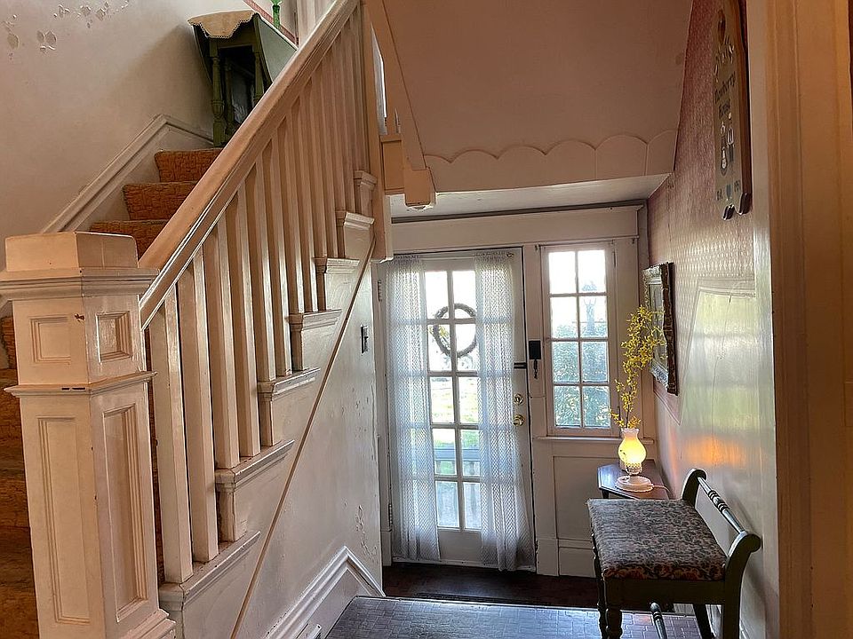 1st image of 2020 Waller St