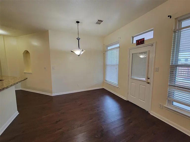 4010 Highland Vale Ct — Photo 21