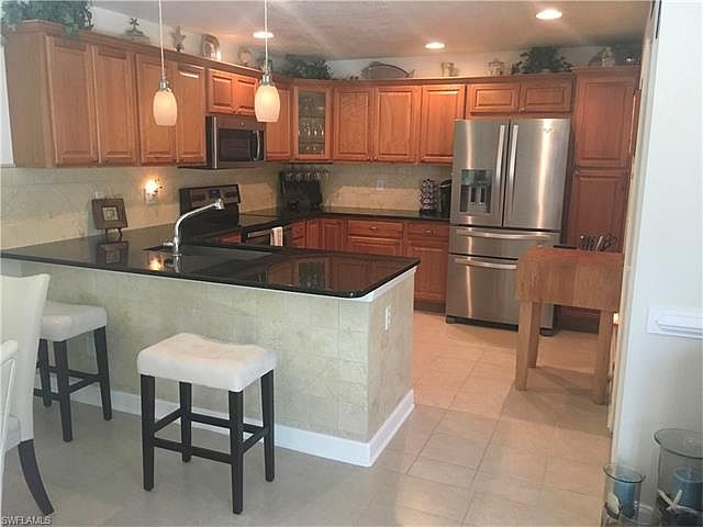 1st image of 5701 Foxlake Dr #3