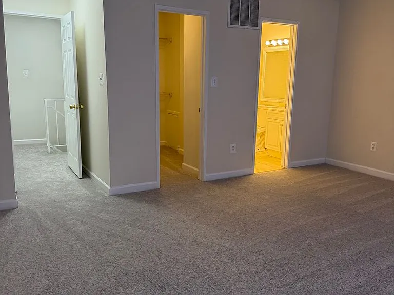 4118 Peppertree Ln — Photo 26