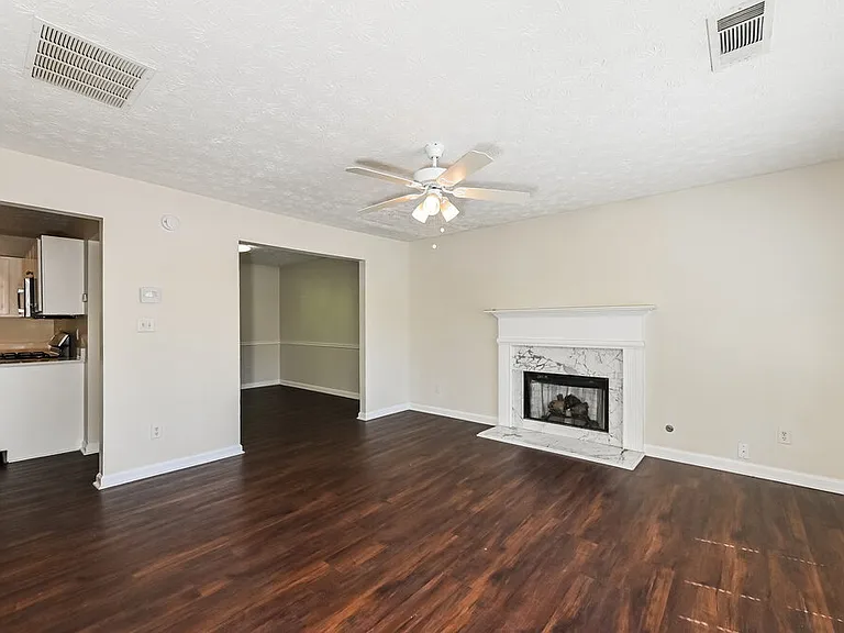 564 Kirtley Ct — Photo 5