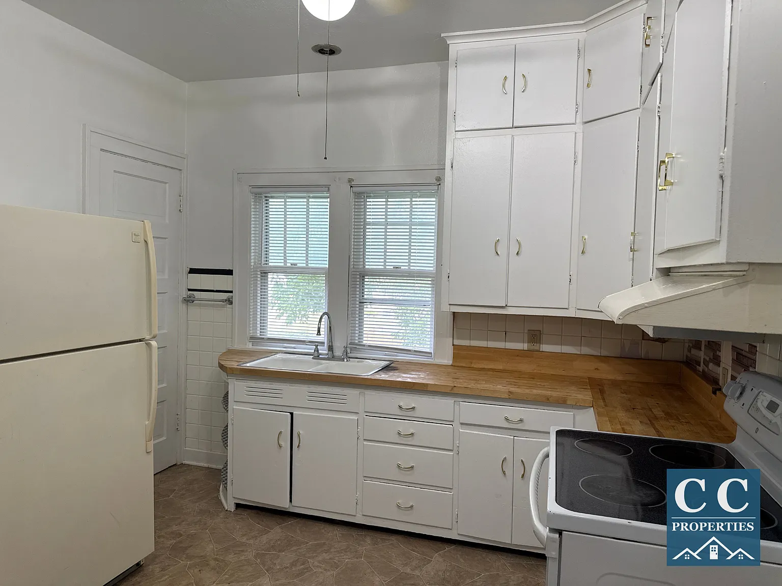 2 bed, 880 sqft, $1,200 — Photo 3
