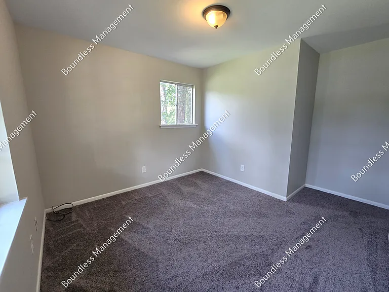 8834 Homewood Dr — Photo 11