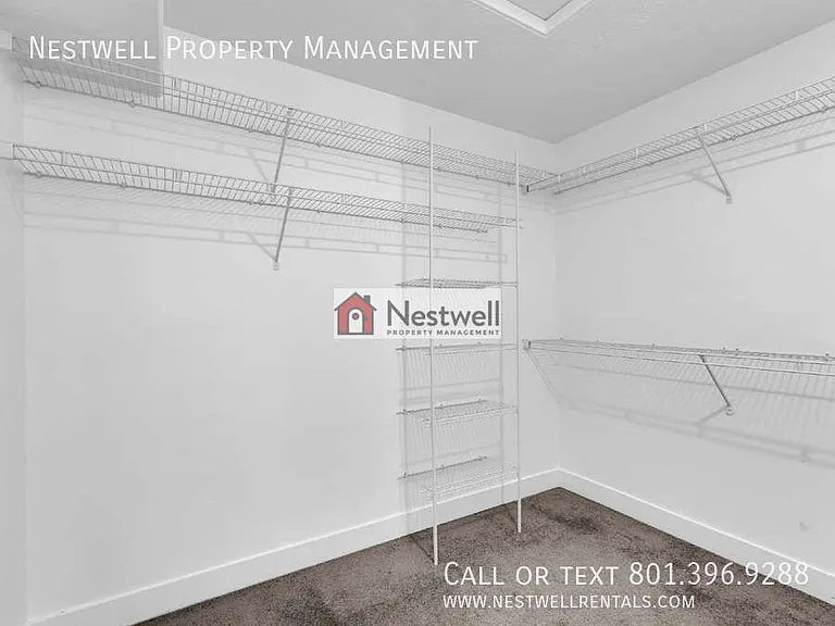 563 E Alma Mater Ave — Photo 21