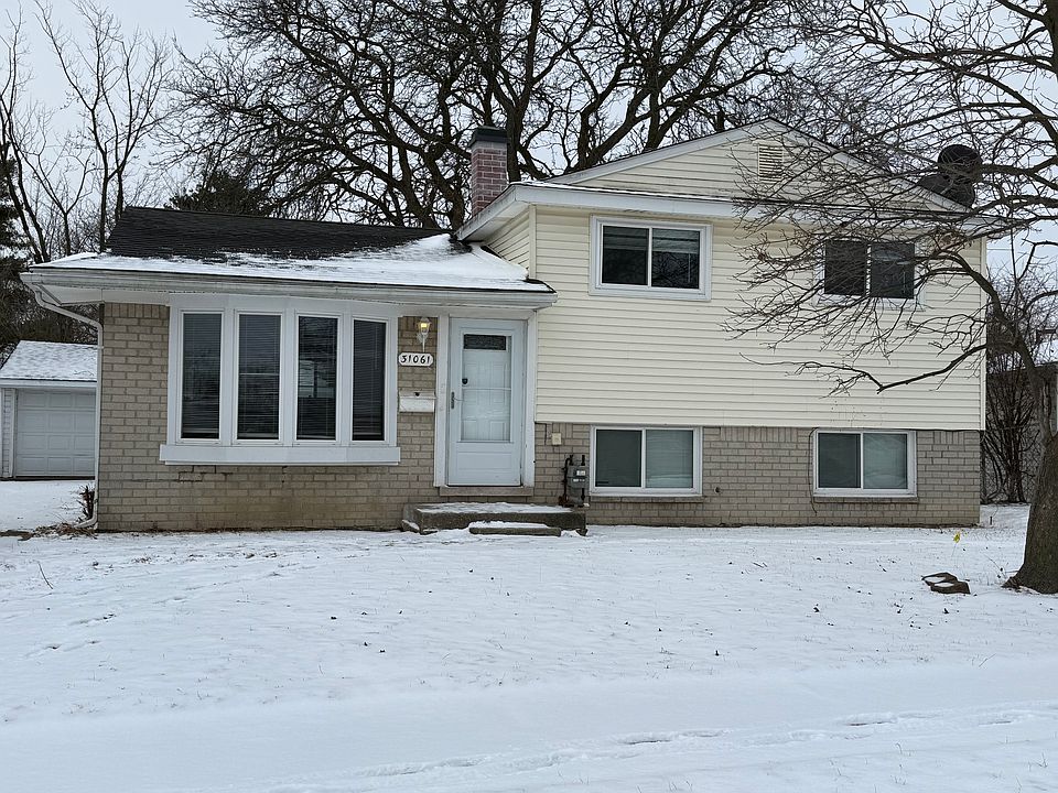1st image of 31061 Barrington St