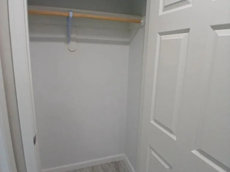 172 W Alamo St — Photo 17