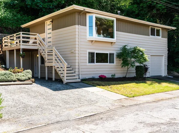5625 SW Teig Place, Seattle, WA 98116