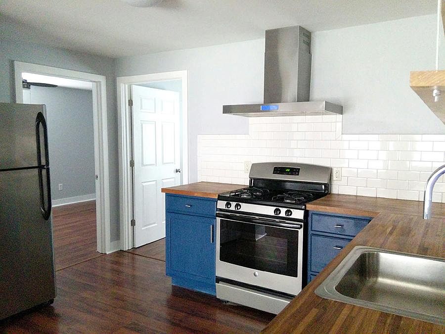 1st image of 322 Hawley Ave #3